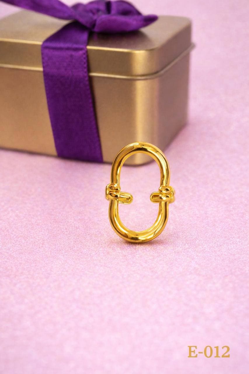 Boucle Statement Ring